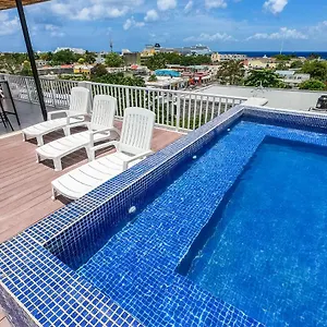 Pal Hotel